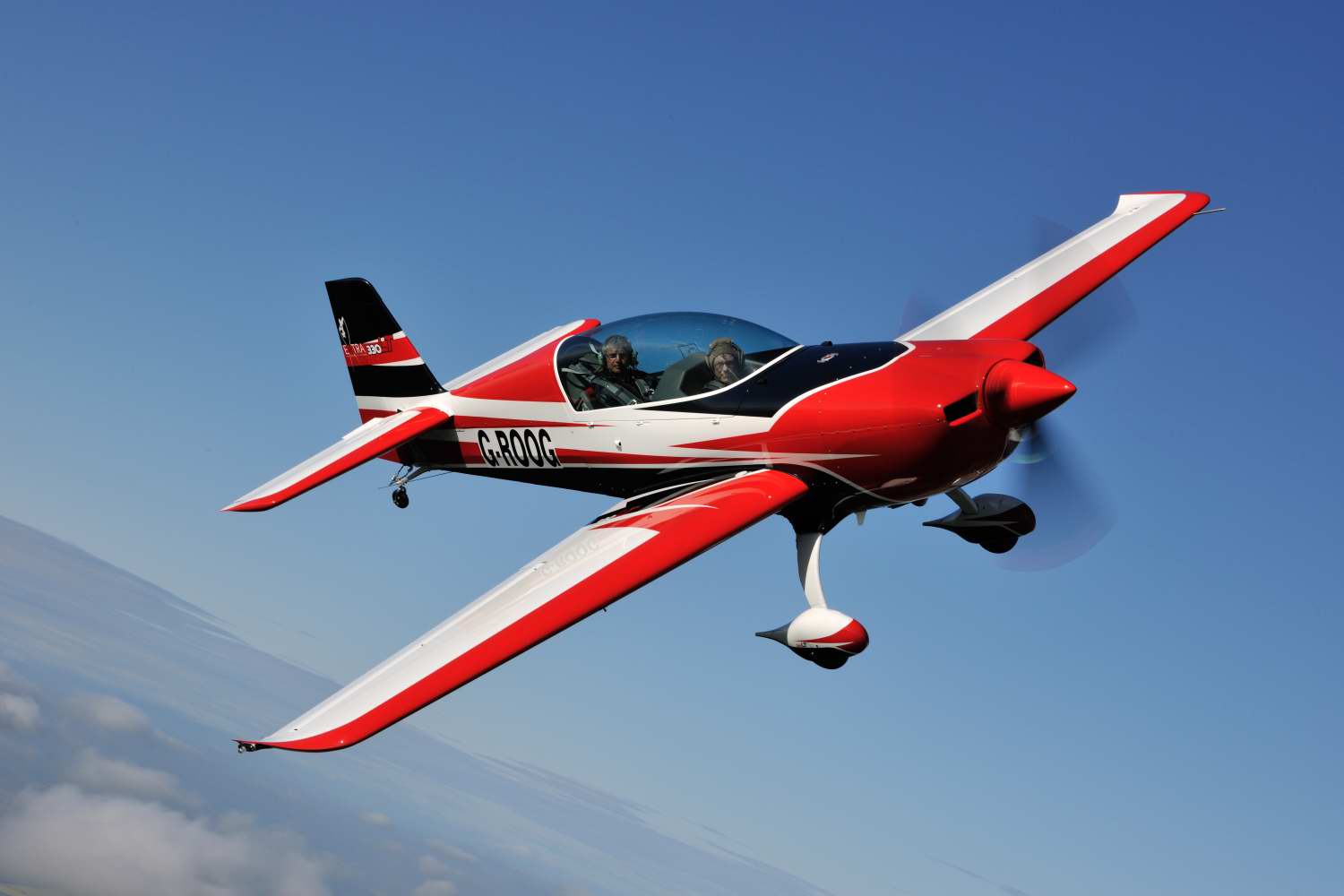 Extra 330LT For Sale – SOLD To China | Extra Aircraft Information ...